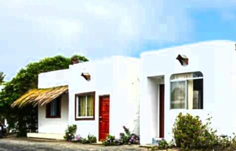 Hospedaje Sarita Puerto Villamil Exterior photo